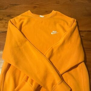 Nike crewneck sweatshirt